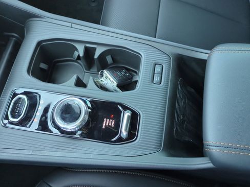 New 2026 Jeep Cherokee Limited AWD/4WD image 15