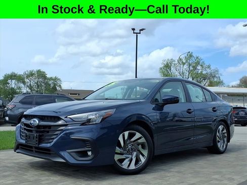 Used 2025 Subaru Legacy Limited AWD/4WD image 3