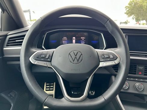 Certified 2024 Volkswagen Jetta Sport FWD image 19