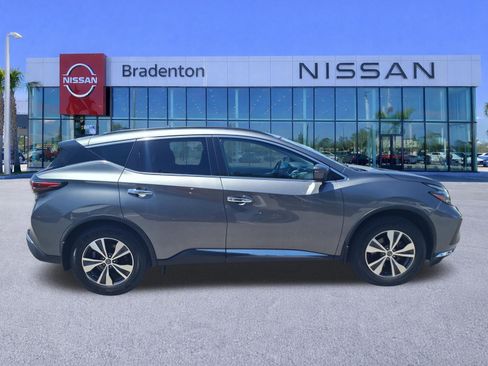 Used 2022 Nissan Murano SV FWD image 4