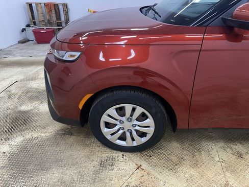 Used 2020 Kia Soul LX image 19