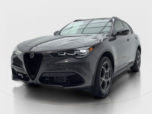 New 2026 Alfa Romeo Stelvio Sprint w/ Convenience Package AWD/4WD image 3