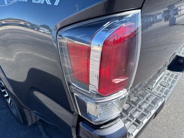Used 2021 Toyota Tacoma TRD Sport RWD image 10