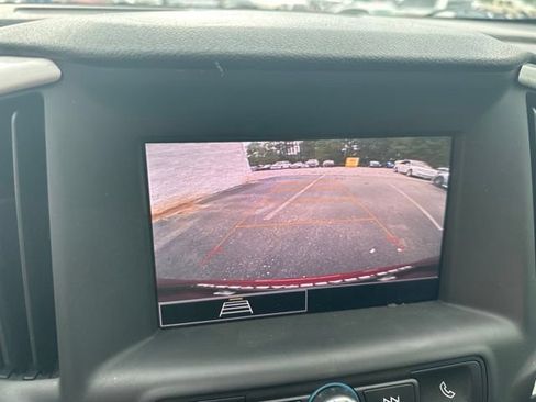 Used 2023 GMC Terrain SLE w/ Elevation Edition FWD image 29