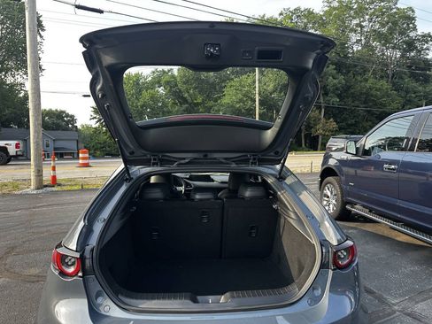 Used 2019 MAZDA MAZDA3 AWD Hatchback w/ Premium Pkg image 38