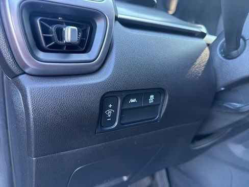 Certified 2023 Kia Sorento S w/ Panoramic Sunroof Package FWD image 15