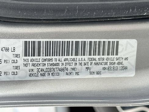 Used 2019 Jeep Compass Trailhawk AWD/4WD image 38