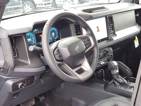 New 2025 Ford Bronco Big Bend w/ Black Diamond Package image 8