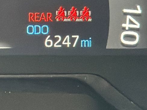 Used 2025 Toyota RAV4 XLE w/ Convenience Package image 24