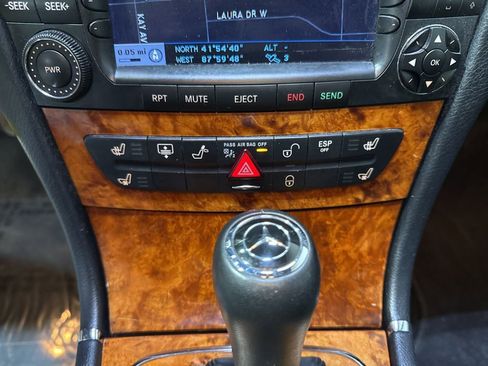 Used 2007 Mercedes-Benz E 550 Sedan image 20