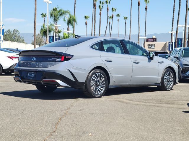 New 2026 Hyundai Sonata SEL FWD image 4