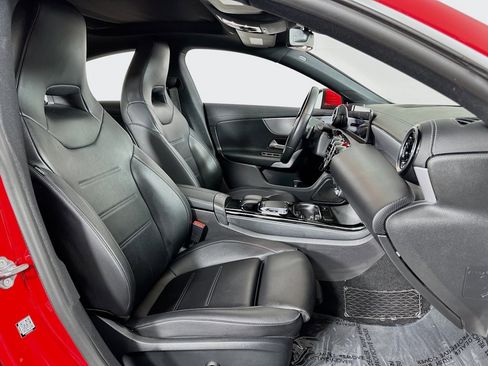 Used 2020 Mercedes-Benz CLA 250 w/ Premium Package image 32