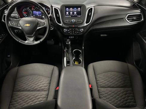 Used 2020 Chevrolet Equinox LT FWD image 2