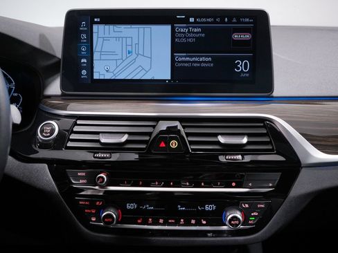 Used 2023 BMW 530e RWD image 14
