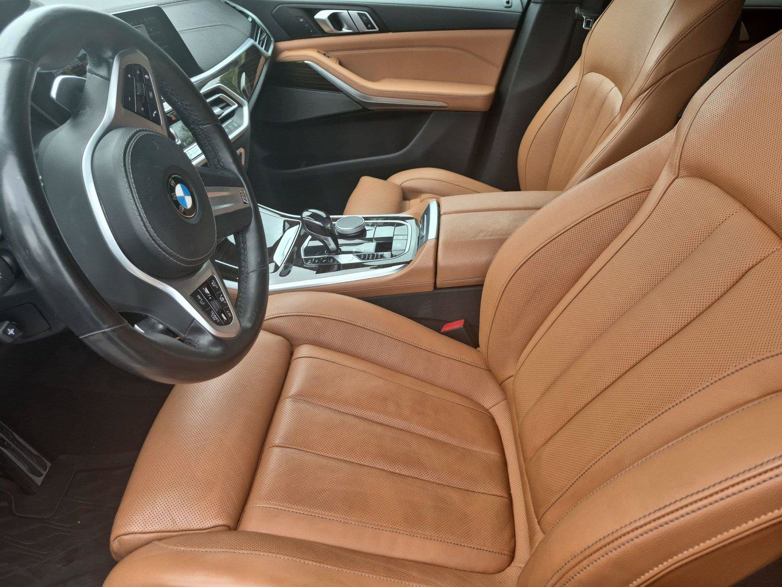 Used 2021 BMW X5 M50i AWD/4WD image 17