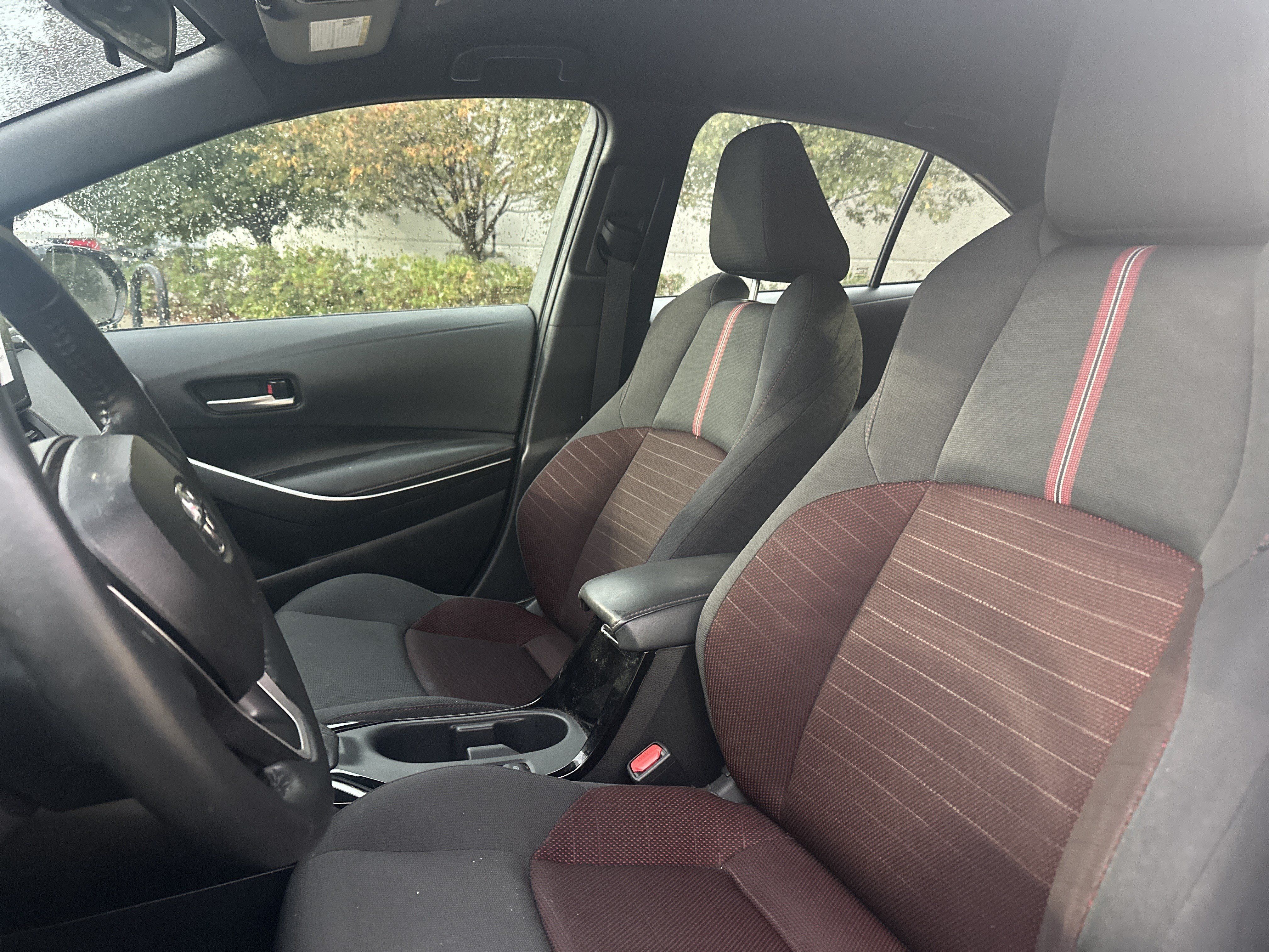 Used 2025 Toyota Corolla SE FWD image 15