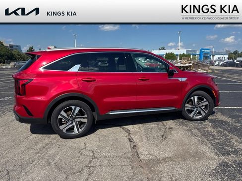 Used 2023 Kia Sorento EX AWD/4WD image 5