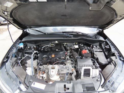 Used 2023 Honda HR-V LX image 10
