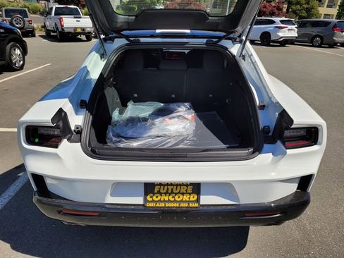 New 2026 Dodge Charger R/T image 17