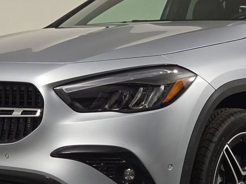 New 2026 Mercedes-Benz GLA 250 4MATIC image 12