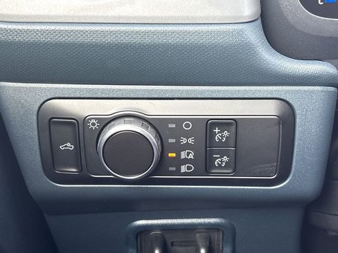 New 2025 Ford Maverick Lariat w/ Black Appearance Package image 25