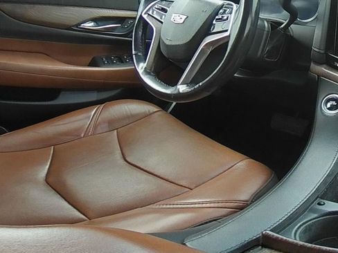 Used 2019 Cadillac Escalade ESV Luxury image 22