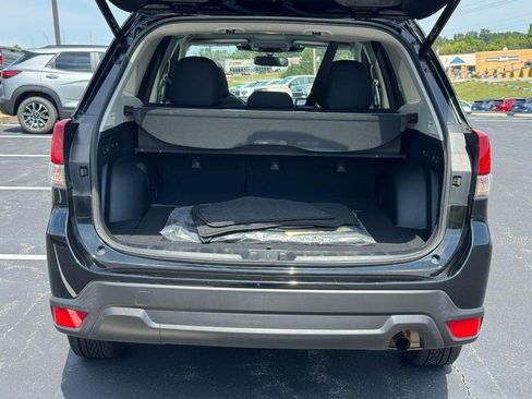 Used 2024 Subaru Forester Premium AWD/4WD image 5