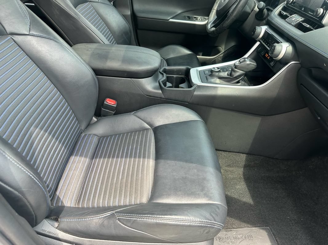 Used 2020 Toyota RAV4 XSE AWD/4WD image 15