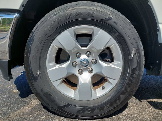 Used 2023 RAM 1500 Big Horn AWD/4WD image 28