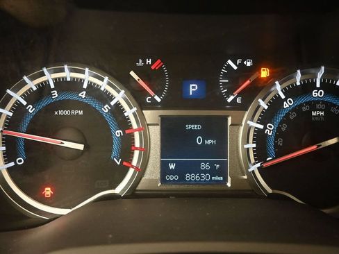 Used 2019 Toyota 4Runner SR5 Premium AWD/4WD image 23