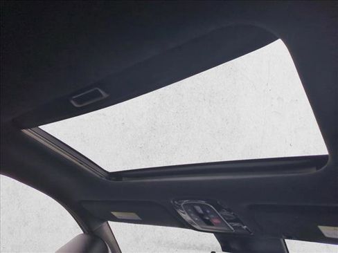 Used 2024 Hyundai Palisade Calligraphy image 20