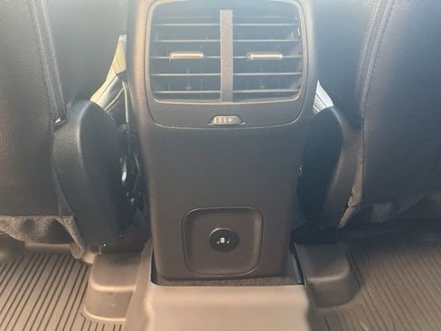 Used 2025 Ford Escape Platinum w/ Premium Technology Package image 18