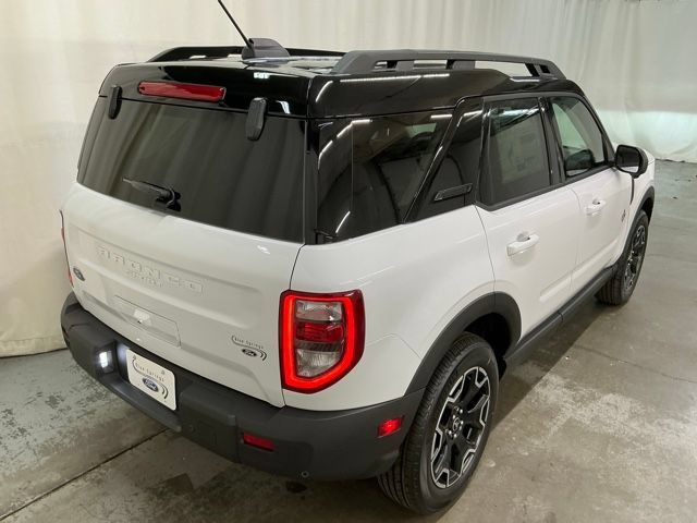 New 2025 Ford Bronco Sport Outer Banks w/ Outer Banks Tech Package+ AWD/4WD image 3