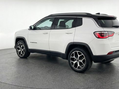 Used 2025 Jeep Compass Limited AWD/4WD image 6