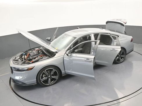 Used 2024 Honda Accord Sport image 69