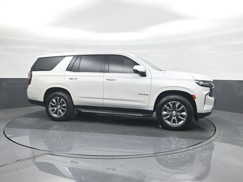 Used 2021 Chevrolet Tahoe LT w/ LT Signature Package RWD image 11