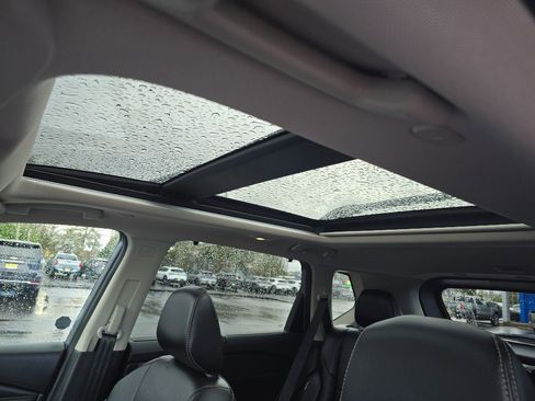 Used 2024 Nissan Rogue SL w/ SL Premium Package image 15