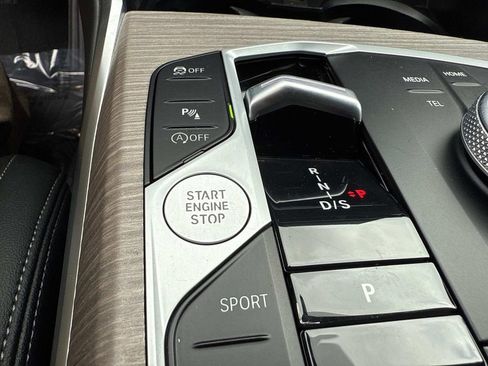 Used 2025 BMW 330i Sedan image 35