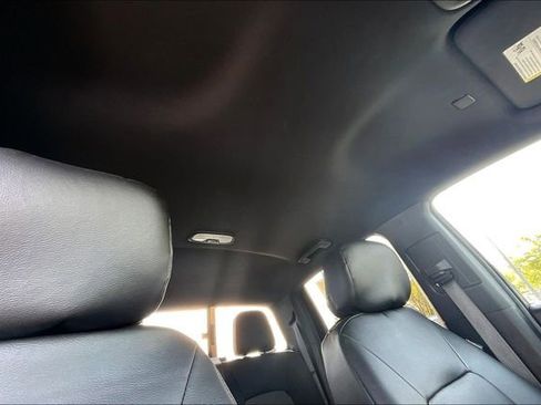 Used 2024 Chevrolet Colorado Trail Boss w/ Technology Package image 25