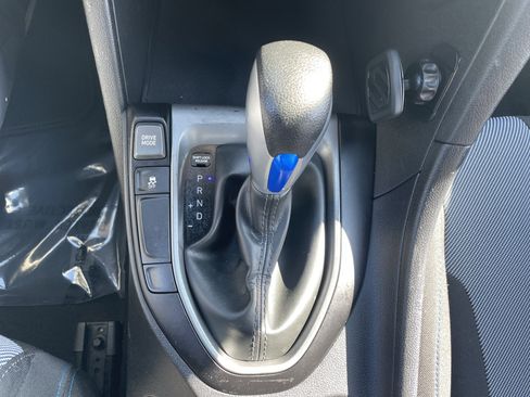 Used 2019 Hyundai Veloster 2.0 image 22