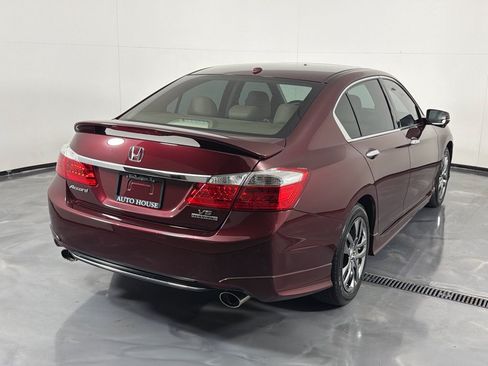 Used 2015 Honda Accord Touring image 5