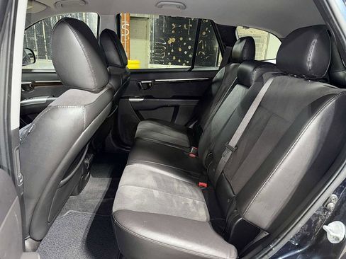 Used 2012 Hyundai Santa Fe SE image 17