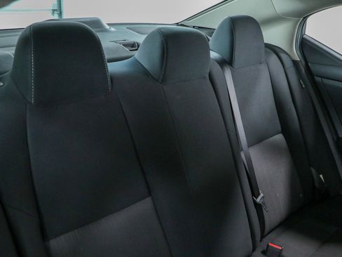 Used 2024 Nissan Sentra SV FWD image 27