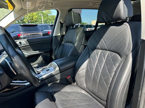 Used 2024 BMW X7 xDrive40i AWD/4WD image 56