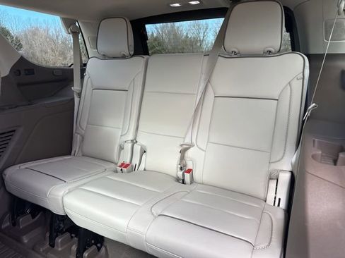 Certified 2024 GMC Yukon Denali image 29