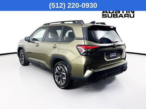 Used 2026 Subaru Forester Premium image 6