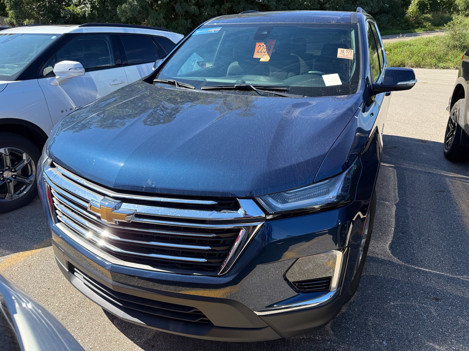 Used 2023 Chevrolet Traverse LT FWD image 6
