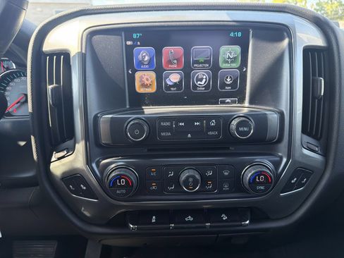 Used 2018 Chevrolet Silverado 1500 LT w/ All Star Edition AWD/4WD image 28