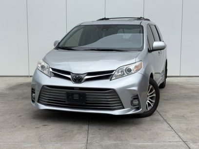 Used 2020 Toyota Sienna XLE Premium