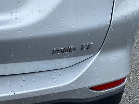 Used 2022 Chevrolet Equinox LT image 5